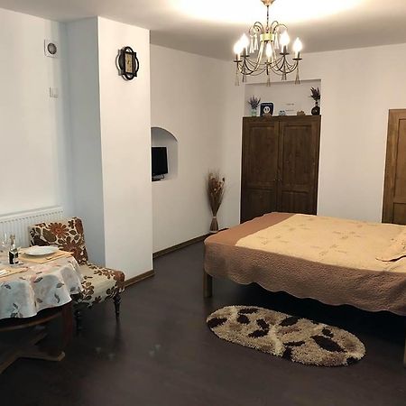 Homestay Marius Sibiu Exterior foto